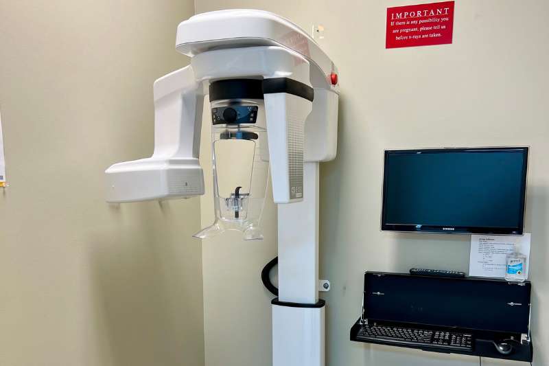 Cleveland Smile Center Dentists - panoramic X-ray machine